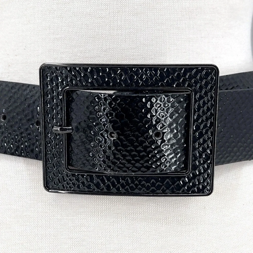 Women's Wide Black Leather Belt M Snakeskin Embossed Oversized Vintage Statement